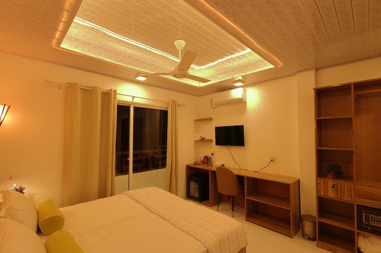 Hotel Batuta Maldives Fourson Thulusdhoo Esterno foto