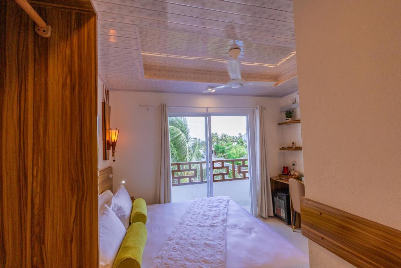 Hotel Batuta Maldives Fourson Thulusdhoo Esterno foto