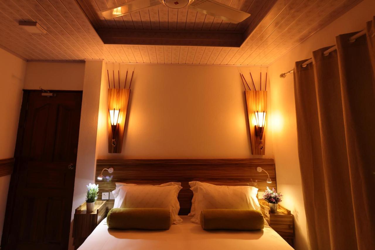 Hotel Batuta Maldives Fourson Thulusdhoo Esterno foto