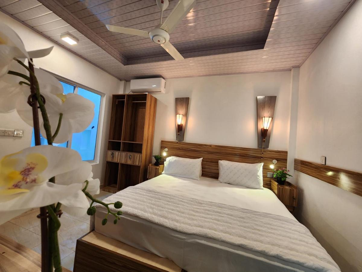 Hotel Batuta Maldives Fourson Thulusdhoo Esterno foto
